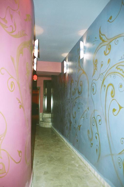 Motel Acapulco Ереван Екстериор снимка